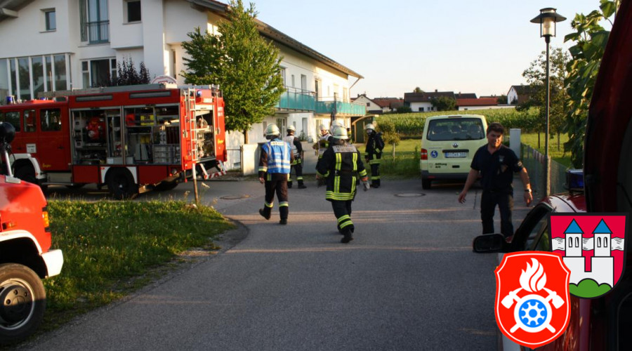 26 07 2011 3572 Wohnheim Asamweg Brand Uebung