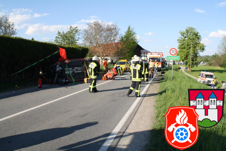 04 05 2012 5896 VU Lengdorf 2PKW