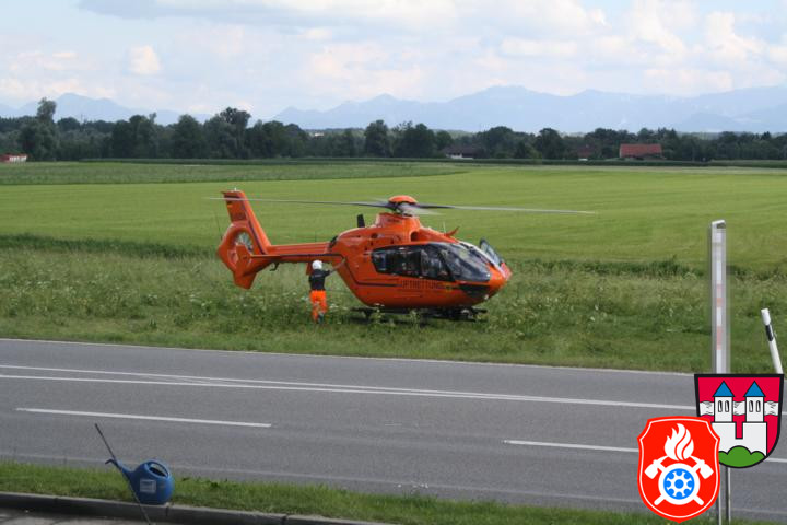 22 07 2012 6599 Hubschrauberlandung Lengdorf