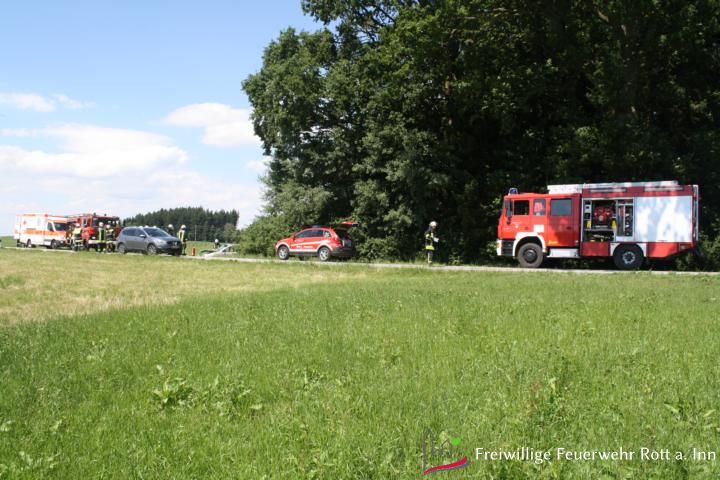 01 07 2014 2556 Verkehrsunfall ST2079 Rott Schalldorf