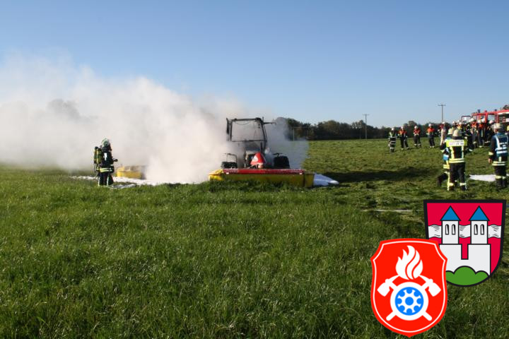 09 10 2014 3317 Traktorbrand