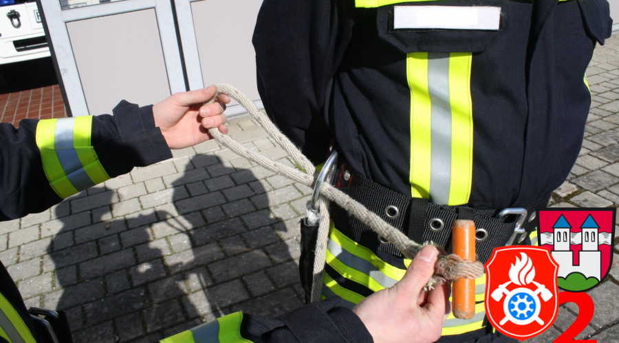 Halbmastwurf an der Oese 02