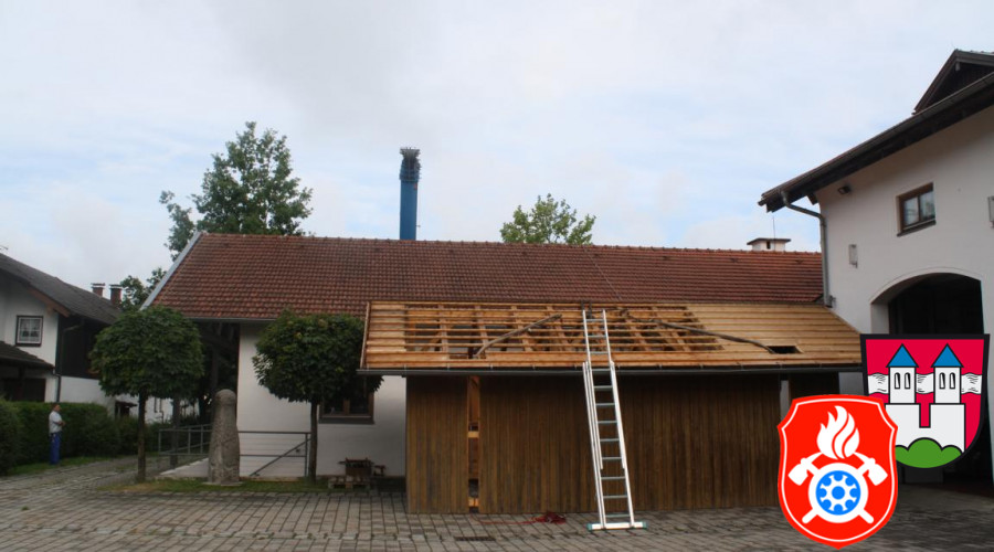 21 07 2012 6537 Huette versetzen