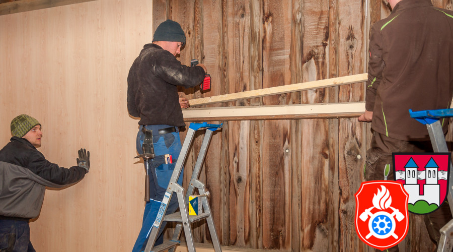 maibaum19 stueberl prep web 02032019 1003