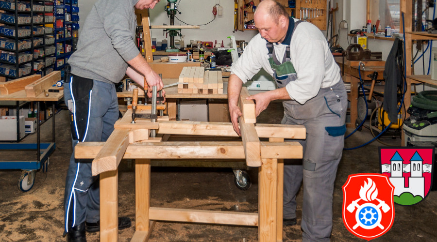 maibaum19 stueberl prep web 02032019 1013