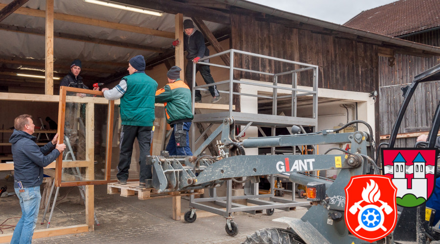 maibaum19 stueberl prep web 09032019 1006