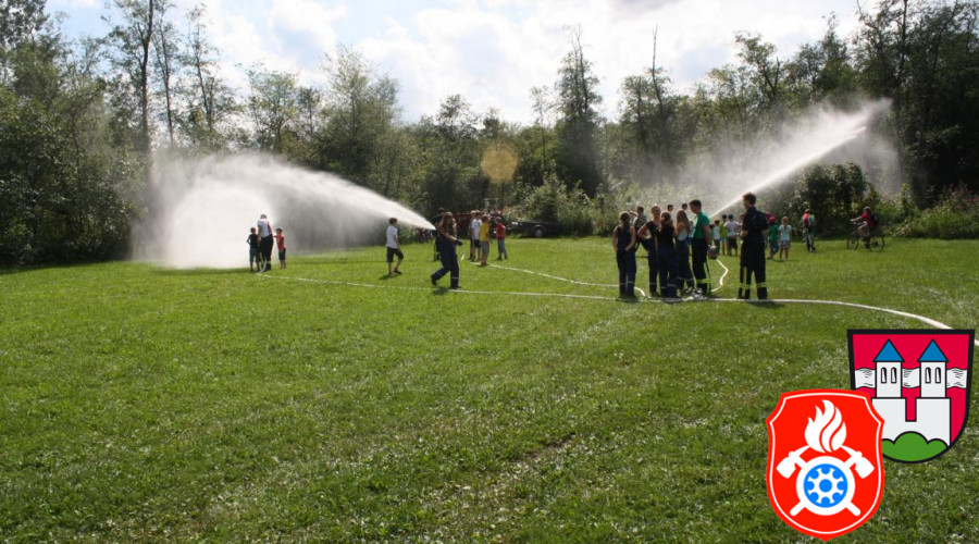 08 08 2012 6863 Ferienprogramm 2012