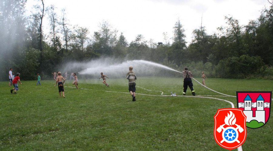 08 08 2012 6879 Ferienprogramm 2012